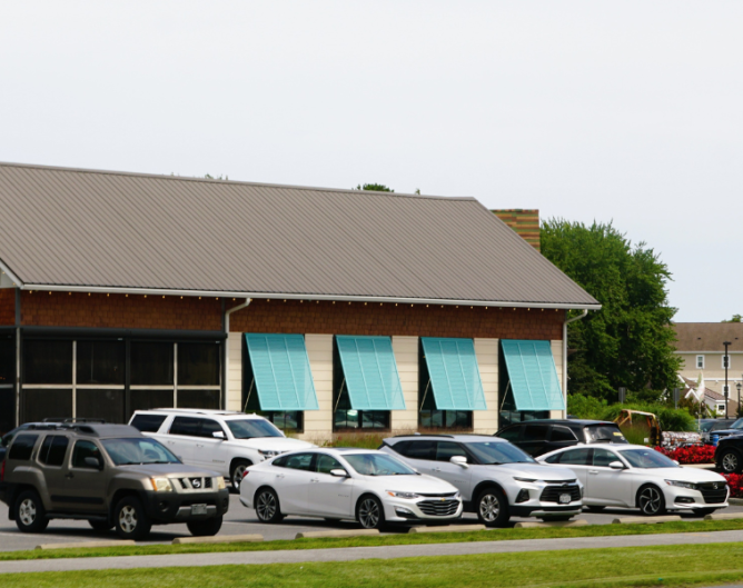 crooked hammock brewery outside