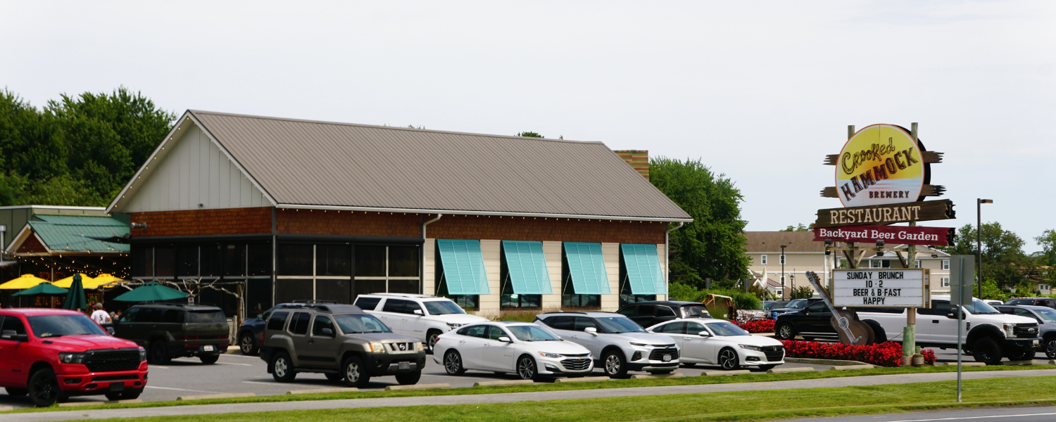 crooked hammock brewery outside