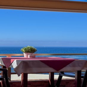 waterfront dining