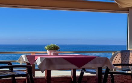waterfront dining